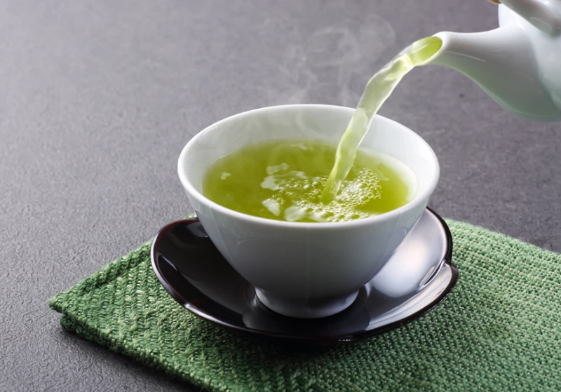 Trà lá nam: Phương pháp hỗ trợ giảm cân an toàn mà hiệu quả