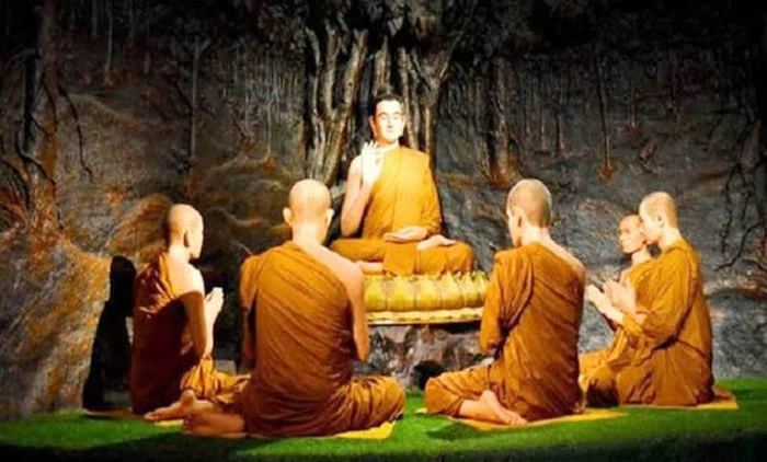 Khám phá vẻ đẹp tuyệt vời qua hình ảnh cúi lạy Phật